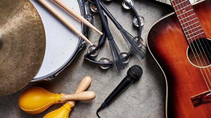 Diversi strumenti musicali